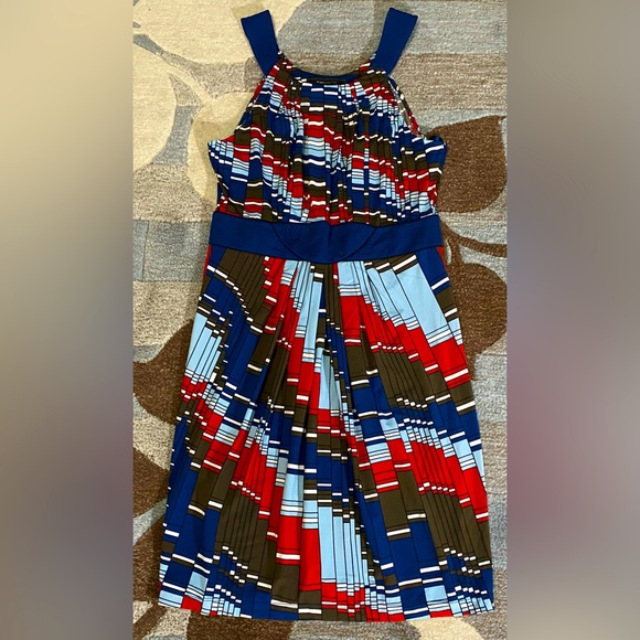 BCBGMaxAzria Graphic Artistic Sleeveless Mini Dress - Picture 3 of 9